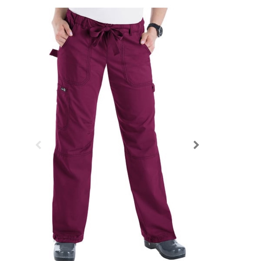 NWT Koi Lindsey Scrubs in Plum 💜👩🏼‍⚕️
